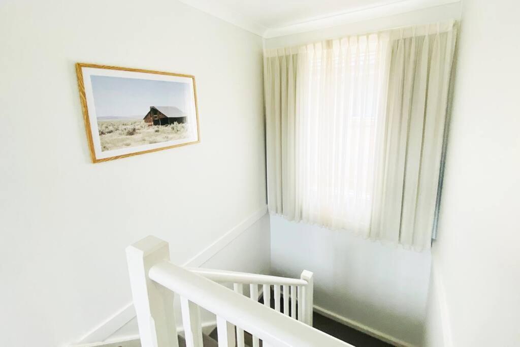 Kellyville 5Br Near Park And Shopping Mall Экстерьер фото