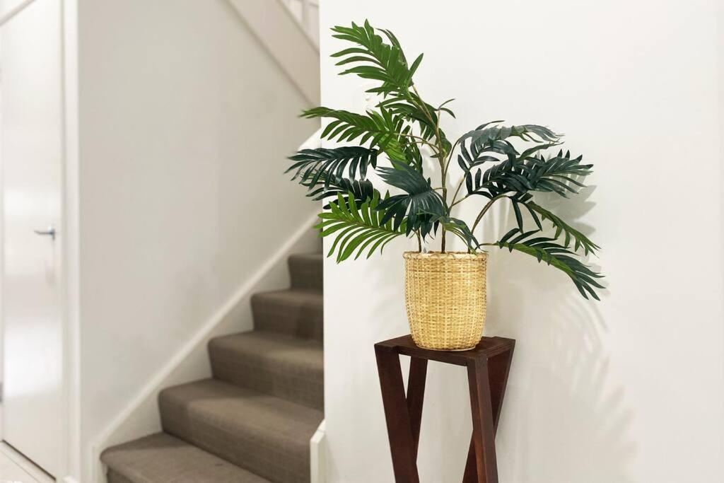 Kellyville 5Br Near Park And Shopping Mall Экстерьер фото